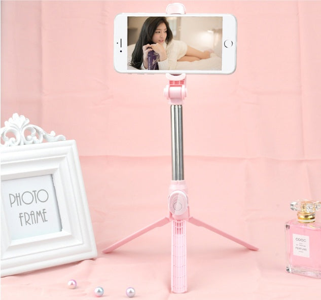 Apple Compatible Selfie Tripod Stand
