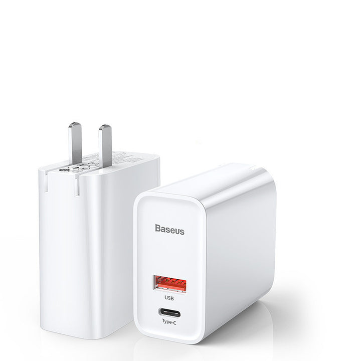 USB PD Fast Charging Power Adapter For Phones And Tablets